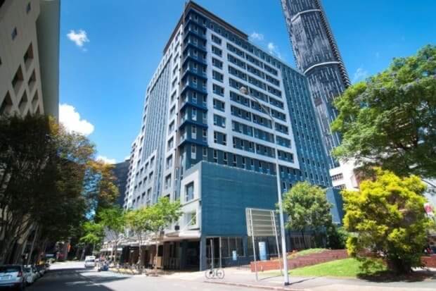 Sentinel-buys-Brisbane-Makerston-House-from-Challenger-for-103m
