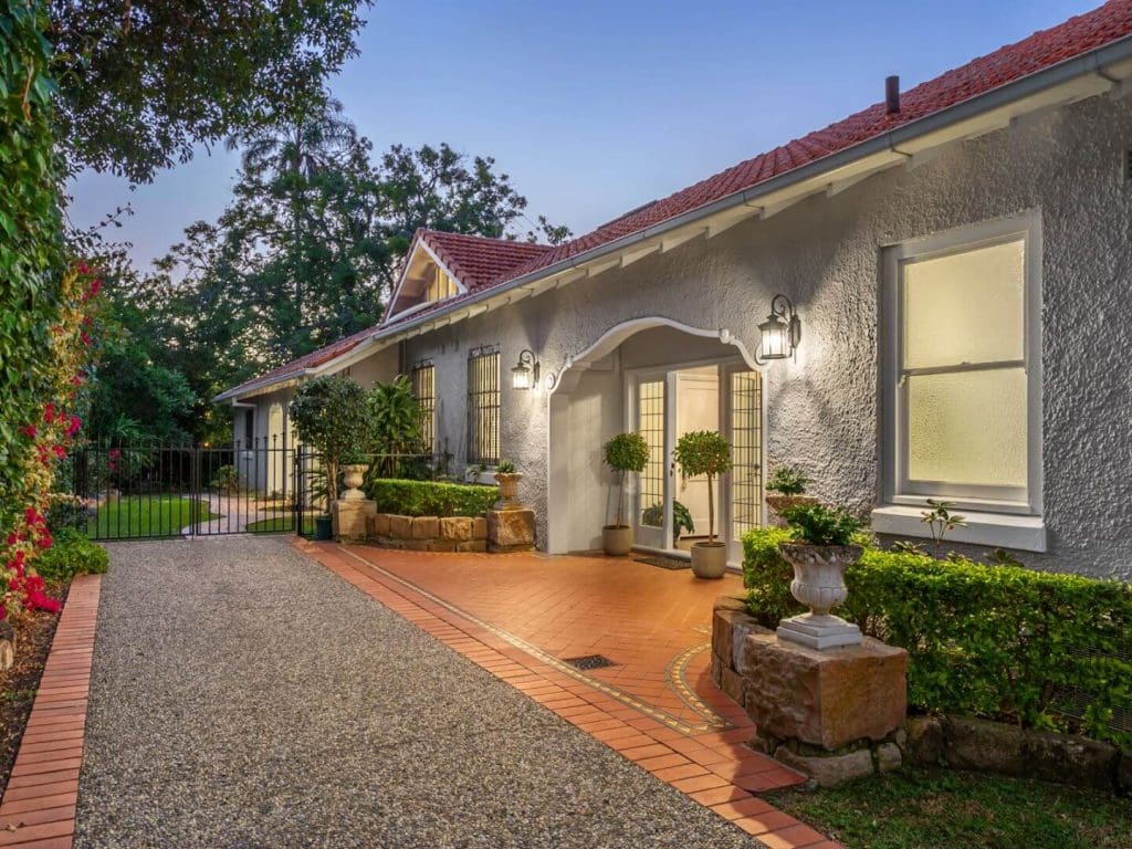 Brisbane auctions Gorgeous 1930s Clayfield house sells under the hammer for $2.8 million 1
